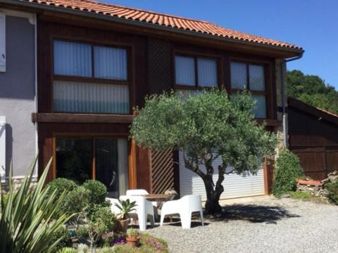 Loft Atypique Bed & Breakfast Villeneuve-de-Riviere ภายนอก รูปภาพ