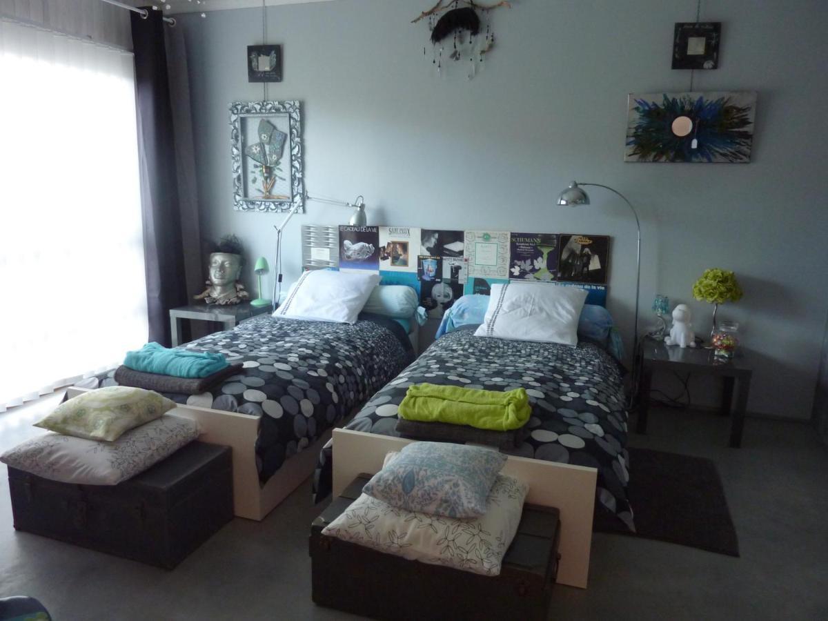 Loft Atypique Bed & Breakfast Villeneuve-de-Riviere ภายนอก รูปภาพ